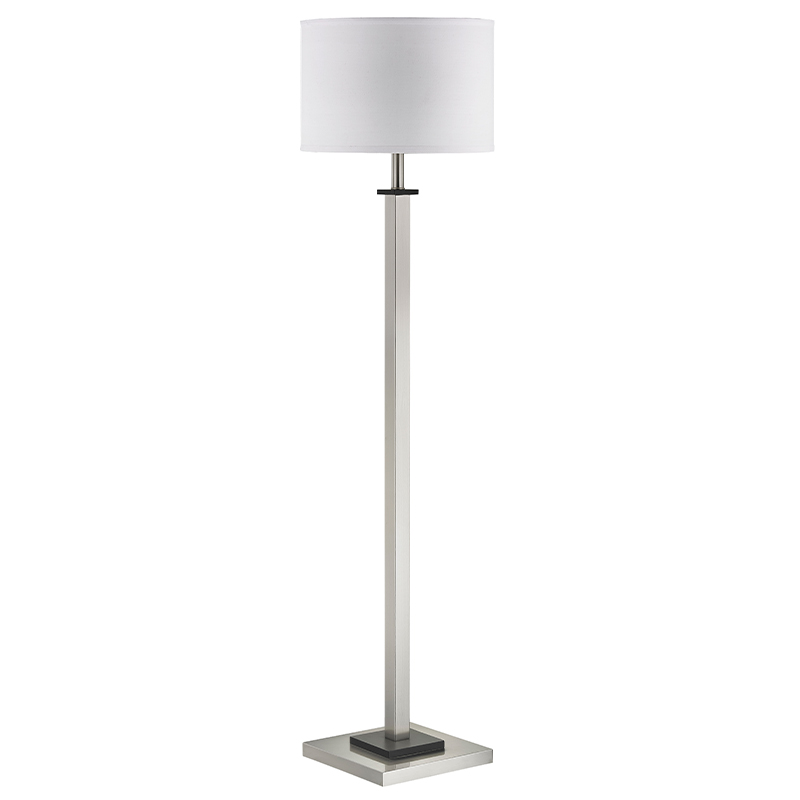 Hotel Metal Floonal Lamp s kartáčovanýmniklem a černým přízvukem v pokoji